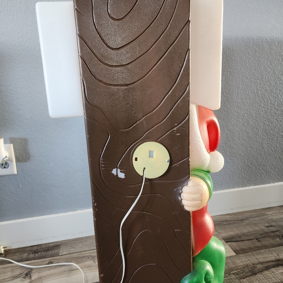 Santa's Workshop Holiday Vintage Elf Blowmold - Picture 6 of 9